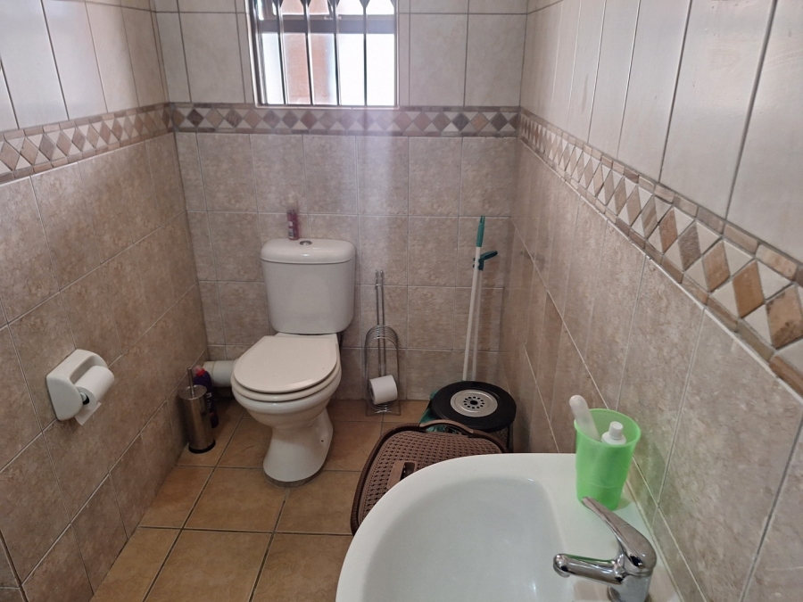 2 Bedroom Property for Sale in Potchefstroom North West